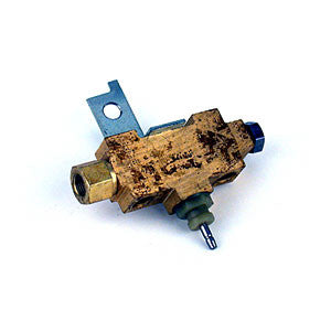 01316B - VALVE ASSY BRAKE PRESSURE
