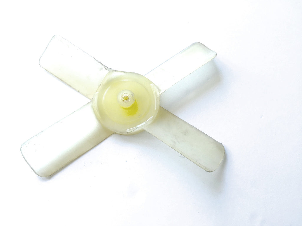 11044A - FAN 4 BLADE PLASTIC